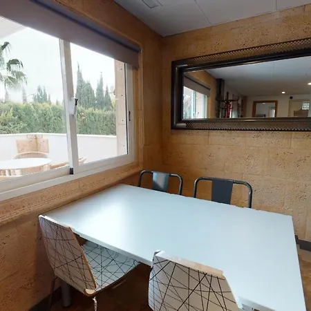 בקתה Paradisiac Villa In The City אליקאנטה