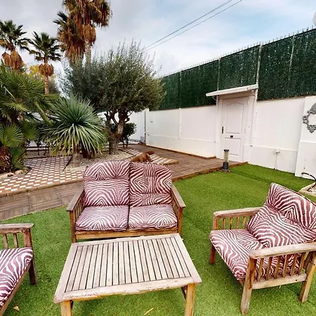 Paradisiac Villa In The City *